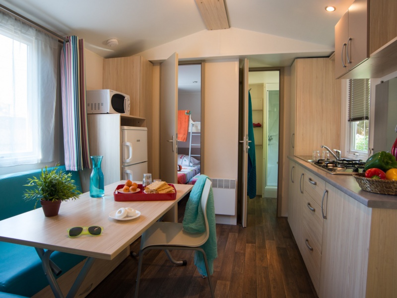 Mobil Home grand Méditerranéen, vue du séjour